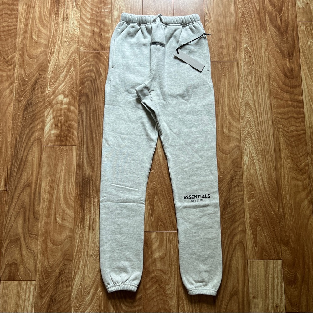 Fear of God Essentials Sweatpants (SS22)